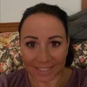 Meet your Posher, Deborah